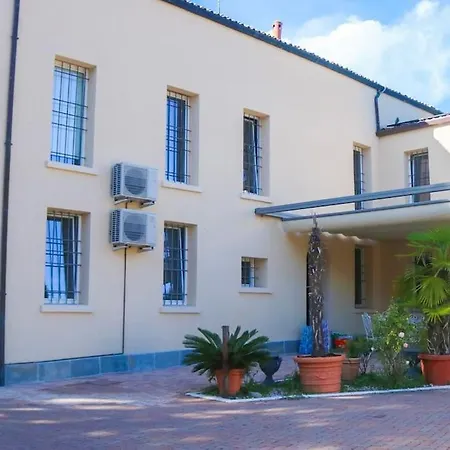 Parcheggio Privato-Appartamento In Villa 1 Centro